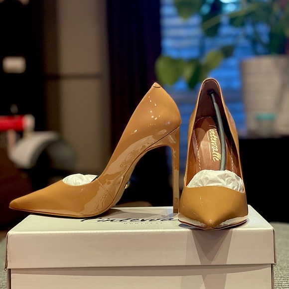 L’Intervalle Renata Camel Patent - Picture 1 of 10